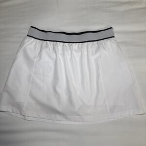90 Degrees By Reflex Womens White Citylite Fury Golf Skort Size L Pull On EUC